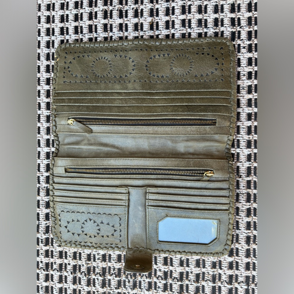 Cleobella leather wallet/clutch - Picture 4 of 4